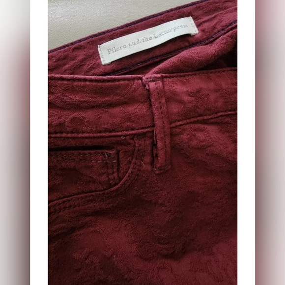 ANTHROPOLOGIE Pilcro and the Letterpress Pants Size 27 Burgundy Serif Textured - Picture 2 of 8
